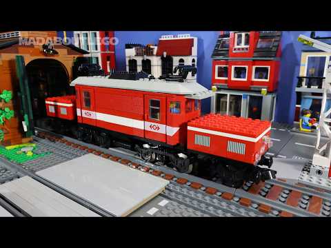 LEGO Train Crocodile Locomotive 4551