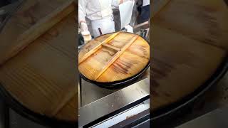 肉汁溢れる『焼き小籠包』【弄堂 生煎饅頭 南森町本店】