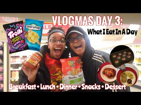 VLOGMAS DAY 3🎄: What I Eat In A Day!