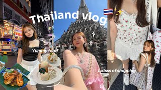 bangkok vlog 🇹🇭| clothes shopping paradise, Thai traditional wear, yummy food 🍜🍤✨