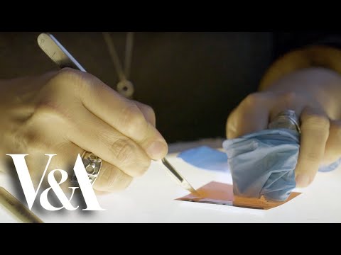 How was it made? | The chromogenic process | V&A