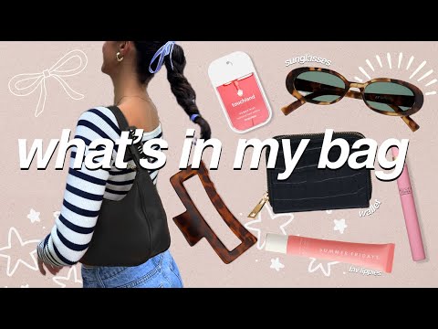 What's in my bag?  My must haves anywhere I go!