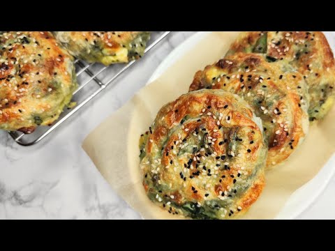 Spinach and Feta Filo Pastry | Turkish Borek | Easy Vegetarian Recipe