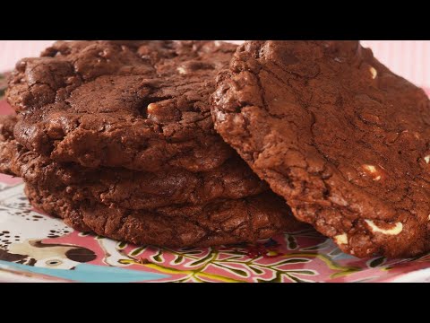 Chocolate Fudge Cookies Recipe Demonstration - Joyofbaking.com