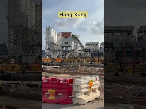 高樓為誰而起？ #hongkong #city #construction #香港 ￼￼