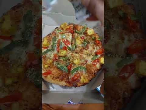 Domino's pappy paneer pizza #domino #dominospizza #viral #shorts #food