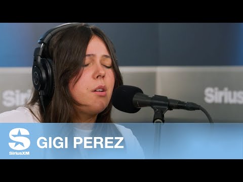 Gigi Perez — Espresso (Sabrina Carpenter Cover) [Live @ SiriusXM]