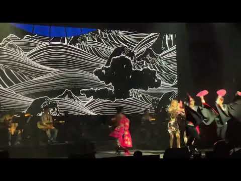 容祖兒 Joey Yung - 桃色冒險【Joey Yung The Tour - Love In Vancouver 容祖兒巡迴演唱會•溫哥華站】2022.11.13