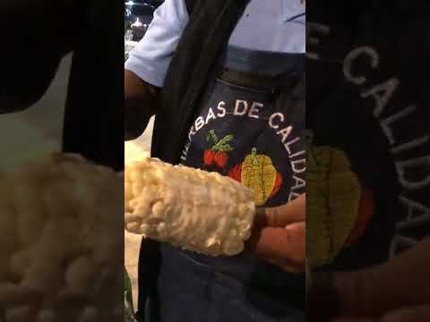 Street Food Around the World - Mexican elote ☺️