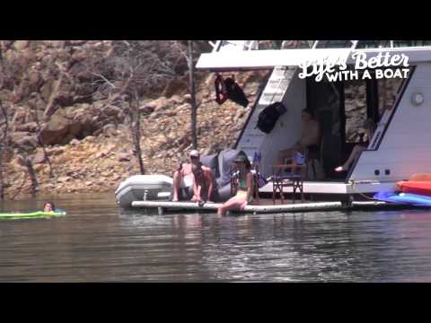 Lake Eildon is Houseboat Heaven