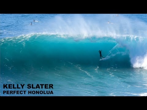 KELLY SLATER HONOLUA BAY ON FIRE !!! (BEST RAW)