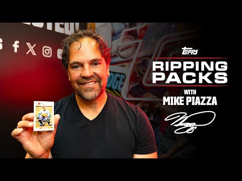 Mike Piazza chases his rookie card in 1992 Bowman Baseball at the 2024 NSCC