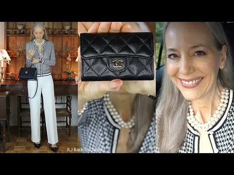 What’s in My Chanel Chevron Chic Bag; Houndstooth Cardigan / Classic Fashion, Elegant Style Over 40