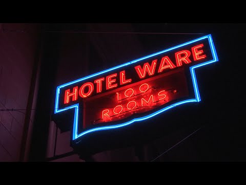 Restoring The Hotel Ware Sign (Texas Country Reporter)