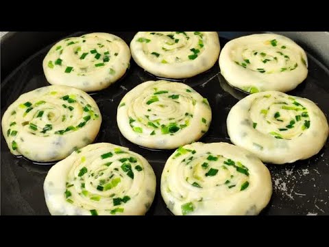 One Bowl of Flour and a Bunch of Scallions: Make Crispy Scallion Pancakes!