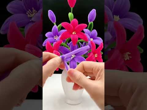 DIY pipe cleaner flower gift#diy #flowers #gift #craft #handmadegifts #rose #diyashion #ribbon