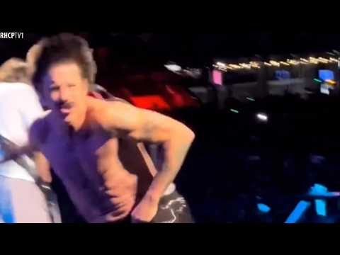 Anthony Kiedis Going Crazy!!! (Spain 2023)