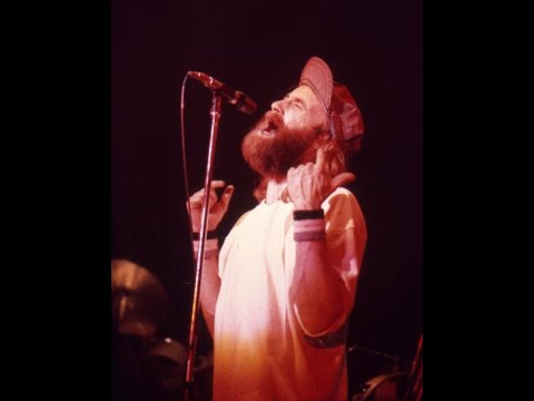 GENESIS - The Lamb lies down on Broadway / The Musical Box (live in London 1977)