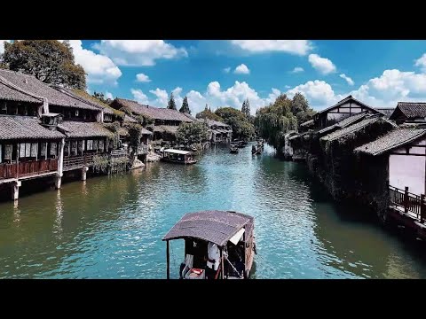 Cross-Strait youths explore historical mainland water town