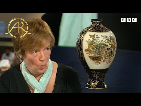 'Exceptionally Fine' 19th Century Japanese Miniature Vase | Antiques Roadshow