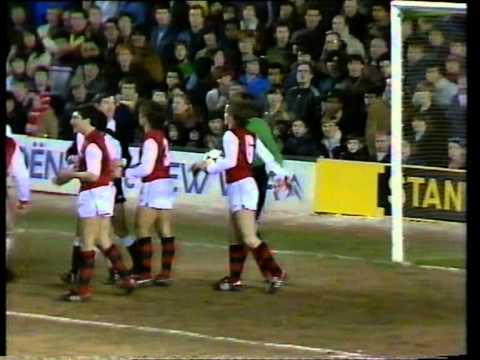 arsenal v man united 1983 league cup semi final 1st leg