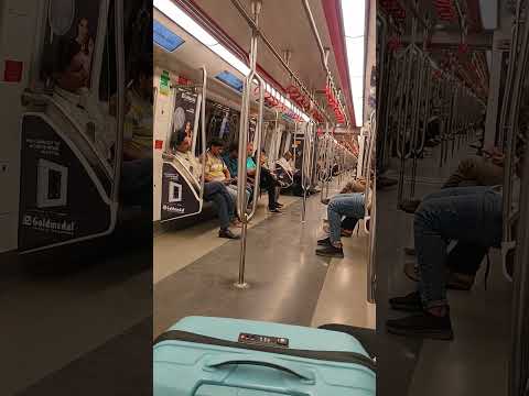 Mumbai Metro 👍 #trending #viral #mumbai #food #subscribe #youtube #shorts #bihar #ytshorts #funny