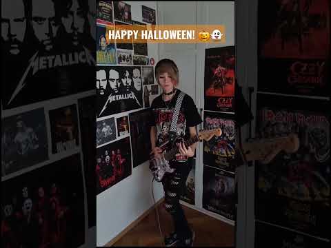 Halloween - Misfits 🦴#guitar #shorts #halloween #halloween2022 #spooky #emo #fyp