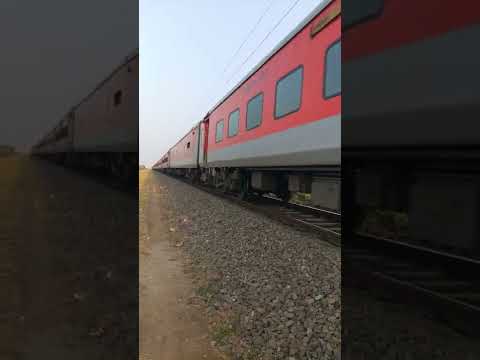 22974- Puri Gandhidham Exp With Brand New LHB Rake #shorts