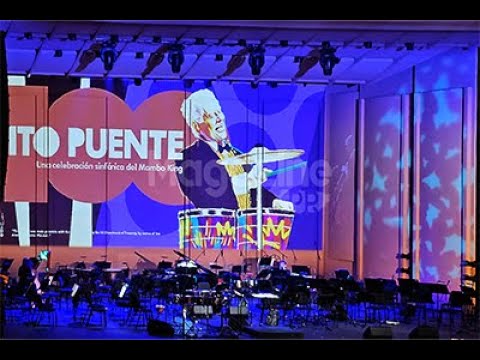 Tito Puente celebrando sus 100 años