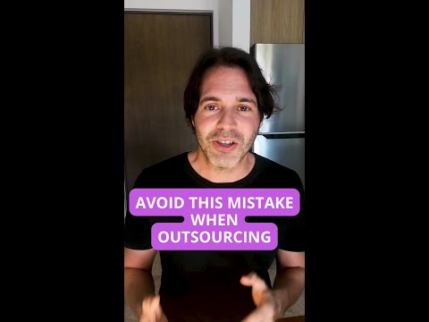 Avoid this mistake as a thought leader who wants to outsource their content marketing 🙅‍♂️