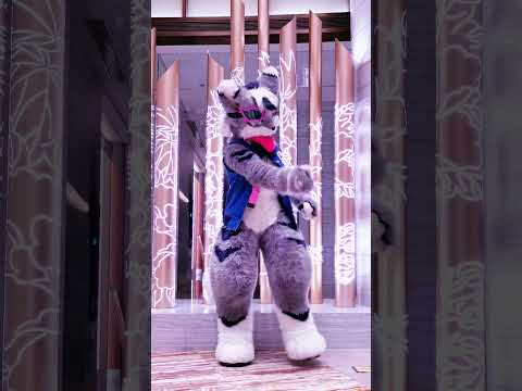 Do the #hotlikeme #dance #trending #fypage #tiktokviral #tiktokdance #fursona #FURSUIT #kemono