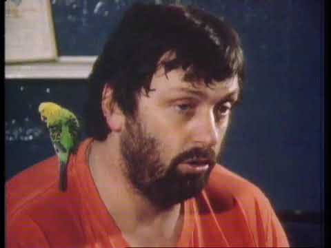 Geoff Capes On 60 minutes Talking About His Budgies1983