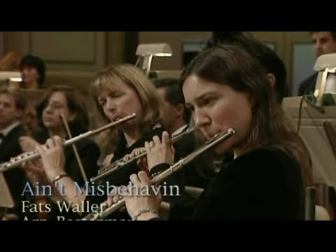 Keith Lockhart Conducts Ain't Misbehavin (Fats Waller)