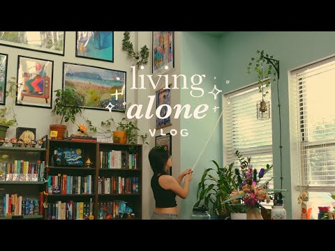 a day in my life // art museum collab, hanging out with friends, & apartment updates