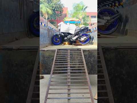 ইয়ামাহা বাইক আনলোডিং ভিডিও #bike #unloading #video