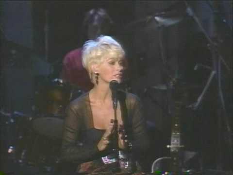 Lorrie Morgan - Something In Red