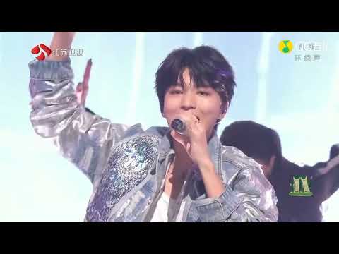 TFBOYS王俊凯 2024江苏跨年演唱Let me love you