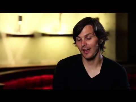 Charlie Worsham Interview - The Warner Sound Sessions (Live at CMA Fest)