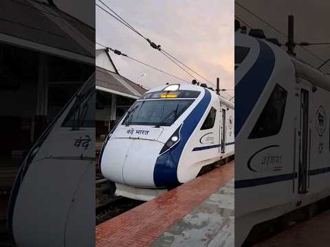 HOWRAH-NJP #Vande Bharat Express 🚅🔥 #Train Journey #Indian Railways #shorts