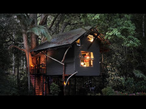 ALONE in a cosy Rain Forest Treehouse [ Relaxing solo at the fire place - Glam Camping ASMR ]