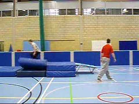 tricking/freerunning at college