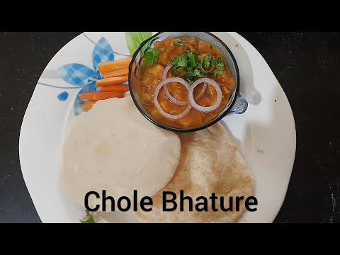 Chole bhature | Chola poori with Chenna Masala