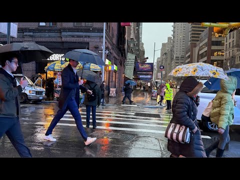 New York: Christmas Tree Lower Manhattan | Snow Stop Fails Saturday Live