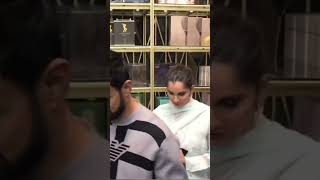 Sania Mirza Shoaib malik buy a fvrt perfume for wife#virlshorts #virlshorts #virlshorts