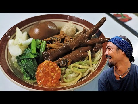 【バリ島ワルン情報 / 126】プモガン地区ミー・アヤムのお店『Mie Ayam Pelangi』