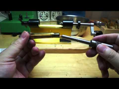 【ライフルリロード】Step 6b: ハンドツールによるトリミング [HD] / [Reloading Rifle Ammo] Step 6b: trimming with hand tool