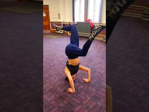 Core Practice #headstand #practicemakeperfect #breathing