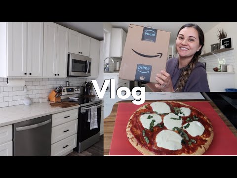 VLOG: Kitchen updates, Amazon haul, getting organized!