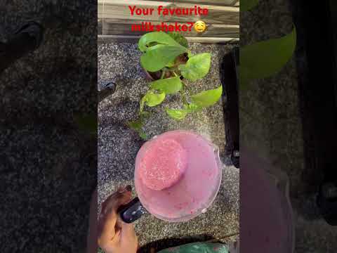 What is ur favourite milkshake?🤤|| strawberry milkshake🥤🥤🍓🍓🍓#youtubeshorts #trending #viral