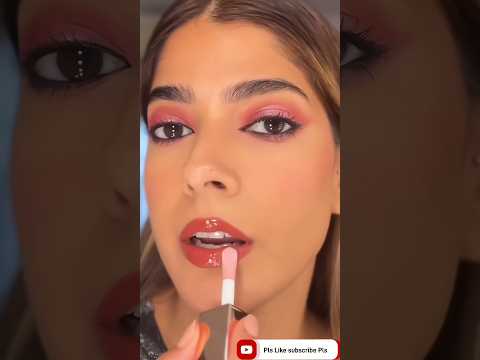 #shorts How To Apply Lip Glitter